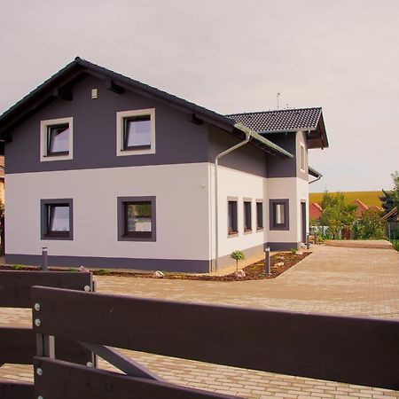 Apartmány Podhájska Exterior foto