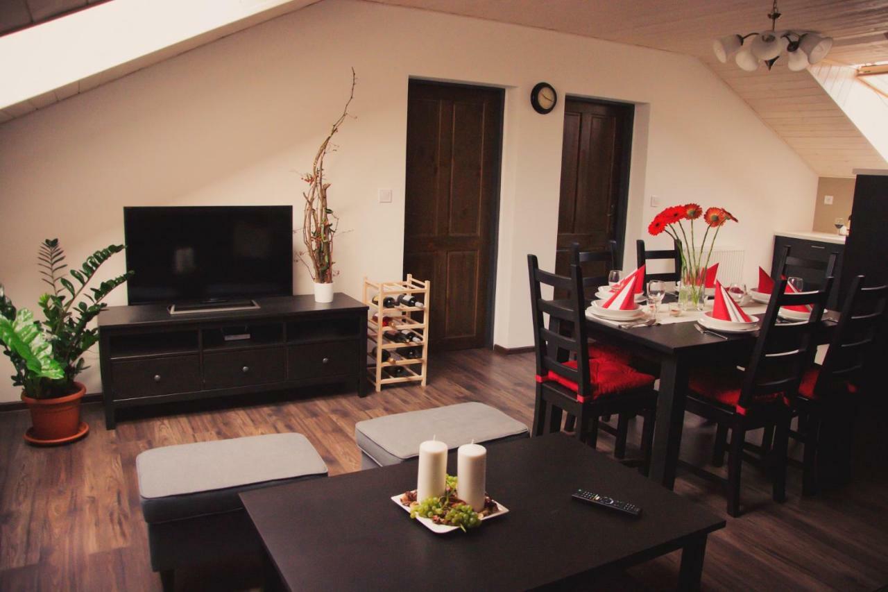 Apartmány Podhájska Exterior foto